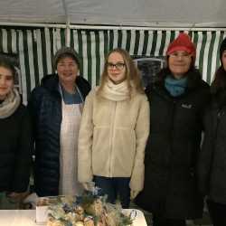 AES-Gruppe beim Nikolausmarkt im CBH
