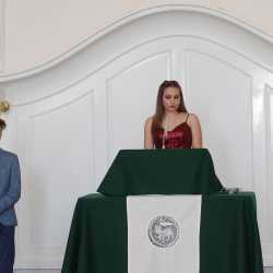 18 Realschüler erlangen die Mittlere Reife 18 Realschüler erlangen die Mittlere Reife