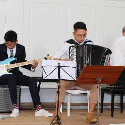 23 Einser-Abiturienten an den Zinzendorfschulen – Schnitt bei 2,11 23 Einser-Abiturienten an den Zinzendorfschulen – Schnitt bei 2,11