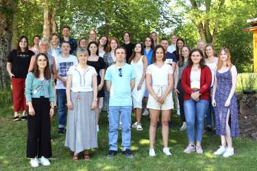 23 Erzieherinnen und Erzieher haben ihre staatliche Anerkennung 23 Erzieherinnen und Erzieher haben ihre staatliche Anerkennung