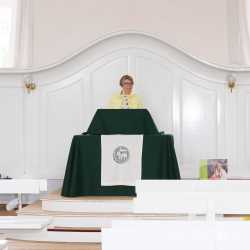 42 angehende Erzieher und Jugend- und Heimerzieher feierlich verabschiedet 42 angehende Erzieher und Jugend- und Heimerzieher feierlich verabschiedet