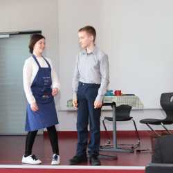 6c unterhält mit Sketchen 6c unterhält mit Sketchen