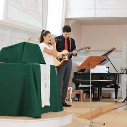 Abiturienten beenden das Kapitel „Schule“ Abiturienten beenden das Kapitel „Schule“