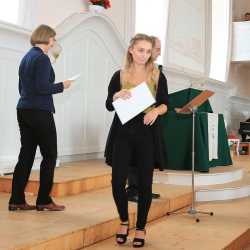 Abiturienten beenden das Kapitel „Schule“ Abiturienten beenden das Kapitel „Schule“