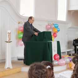 Abiturienten genießen jetzt ihre Freiheit Abiturienten genießen jetzt ihre Freiheit