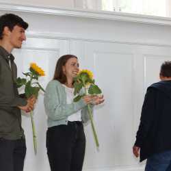 Abschied von unersetzlichen Mitarbeitenden Abschied von unersetzlichen Mitarbeitenden