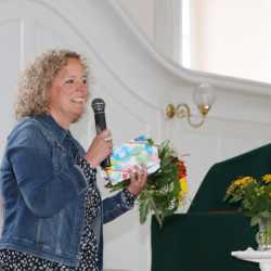 Abschied von unersetzlichen Mitarbeitenden Abschied von unersetzlichen Mitarbeitenden