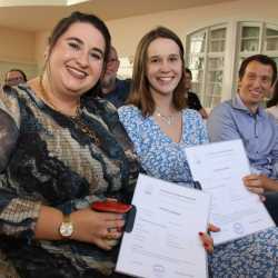 Abschlussfeier unter dem Motto „Hollywood – Der Rote Teppich für unsere Zukunft“ Abschlussfeier unter dem Motto „Hollywood – Der Rote Teppich für unsere Zukunft“