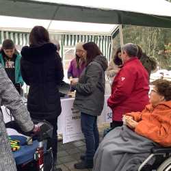 AES-Gruppe beim Nikolausmarkt im CBH AES-Gruppe beim Nikolausmarkt im CBH