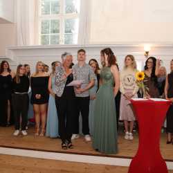 „Alles hat seine Zeit“ – feierlicher Abschied von den Fachschul-Absolvent*innen „Alles hat seine Zeit“ – feierlicher Abschied von den Fachschul-Absolvent*innen