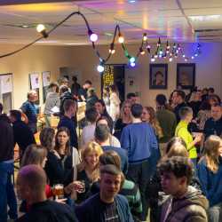 Altbekannte Gesichter beim Altschülertreffen 2024 Altbekannte Gesichter beim Altschülertreffen 2024