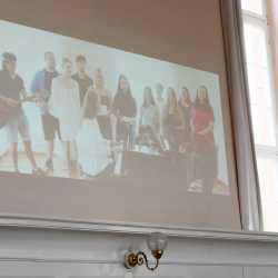 Angehende Erzieher*innen nach dem schulischen Teil ihrer Ausbildung verabschiedet Angehende Erzieher*innen nach dem schulischen Teil ihrer Ausbildung verabschiedet