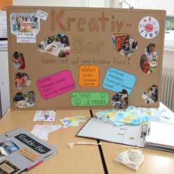 Angehende Erzieher*innen präsentieren ihre Teampraktika Angehende Erzieher*innen präsentieren ihre Teampraktika