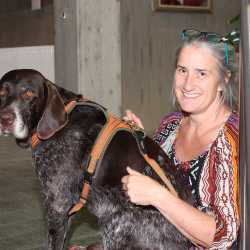 Au revoir, mae alsalama, uf Wiederluege, zàijiàn und Tschüss! Abschied von den Absolventen Au revoir, mae alsalama, uf Wiederluege, zàijiàn und Tschüss! Abschied von den Absolventen