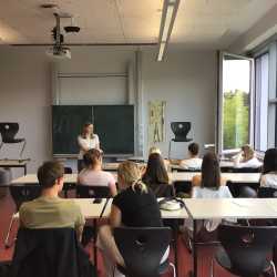 Ausbildungs- und Studienbotschafter helfen bei der Berufswahl Ausbildungs- und Studienbotschafter helfen bei der Berufswahl