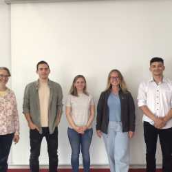 Ausbildungs- und Studienbotschafter helfen bei der Berufswahl Ausbildungs- und Studienbotschafter helfen bei der Berufswahl