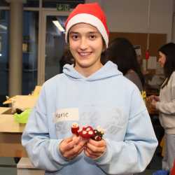 Basteln, Musik & Miteinander: Advent in den Klassen 5 und 6 Basteln, Musik & Miteinander: Advent in den Klassen 5 und 6