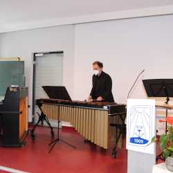 Begrüßungsfeier per Live-Stream Begrüßungsfeier per Live-Stream