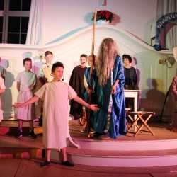 Biblisches Musical begeistert zum Altschülertreffen Biblisches Musical begeistert zum Altschülertreffen