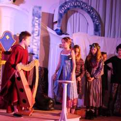 Biblisches Musical begeistert zum Altschülertreffen Biblisches Musical begeistert zum Altschülertreffen