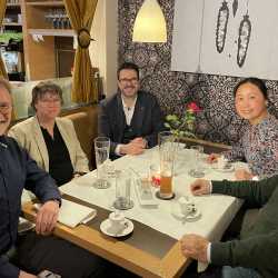 Bildungsberatung Ouyang besucht chinesische Schüler*innen Bildungsberatung Ouyang besucht chinesische Schüler*innen