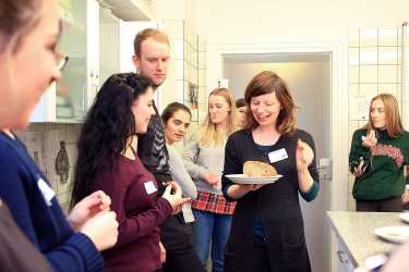 Bildungsort Küche: Angehende Erzieher sind jetzt Genussbotschafter Bildungsort Küche: Angehende Erzieher sind jetzt Genussbotschafter