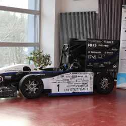 Boxenstopp im HKG Boxenstopp im HKG