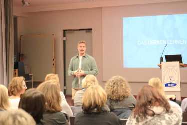 Das Lernen lernen – spannender Vortrag für Eltern Das Lernen lernen – spannender Vortrag für Eltern