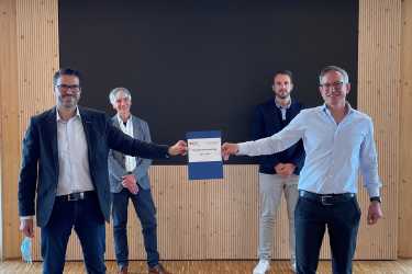 EGT AG und Zinzendorfschulen Königsfeld verlängern Bildungspartnerschaft EGT AG und Zinzendorfschulen Königsfeld verlängern Bildungspartnerschaft