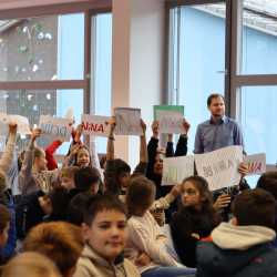 Eline Ruf (6c) gewinnt Vorlesewettbewerb Eline Ruf (6c) gewinnt Vorlesewettbewerb