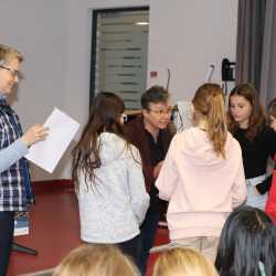 Eline Ruf (6c) gewinnt Vorlesewettbewerb Eline Ruf (6c) gewinnt Vorlesewettbewerb