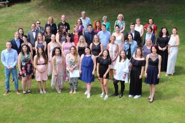 Erzieher beenden schulischen Teil ihrer Ausbildung Erzieher beenden schulischen Teil ihrer Ausbildung