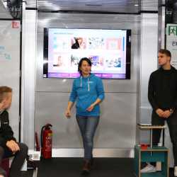 expedition d - Truck zeigt Schülern die Arbeitswelt von morgen expedition d - Truck zeigt Schülern die Arbeitswelt von morgen