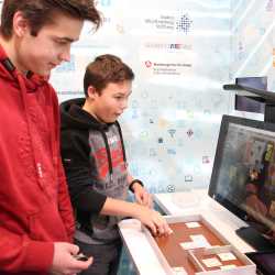 expedition d - Truck zeigt Schülern die Arbeitswelt von morgen expedition d - Truck zeigt Schülern die Arbeitswelt von morgen