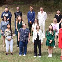 Fachschul-Absolventen wird „Mut zum Absprung“ gemacht Fachschul-Absolventen wird „Mut zum Absprung“ gemacht