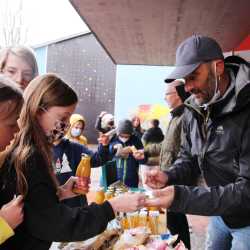 Flagge zeigen für den Frieden Flagge zeigen für den Frieden