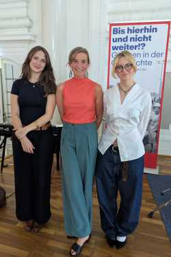 Förderpreis für Zinzendorfschülerinnen beim Geschichtswettbewerb des Bundespräsidenten Förderpreis für Zinzendorfschülerinnen beim Geschichtswettbewerb des Bundespräsidenten