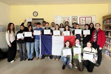 Französischdiplome für bessere Chancen in Studium und Beruf Französischdiplome für bessere Chancen in Studium und Beruf