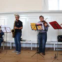 Freudiges Wiedersehen und neue Gesichter beim Start ins neue Schuljahr Freudiges Wiedersehen und neue Gesichter beim Start ins neue Schuljahr