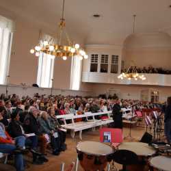 Frühjahrskonzert lockt die Sonne hervor Frühjahrskonzert lockt die Sonne hervor