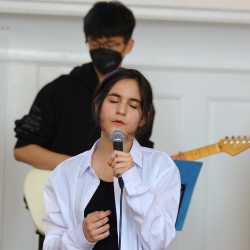 Frühlingskonzert mit bunter Vielfalt verschiedener Stilrichtungen Frühlingskonzert mit bunter Vielfalt verschiedener Stilrichtungen