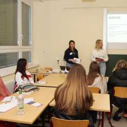 Gelungener Auftakt zur neuen Berufsfindungsmesse Gelungener Auftakt zur neuen Berufsfindungsmesse