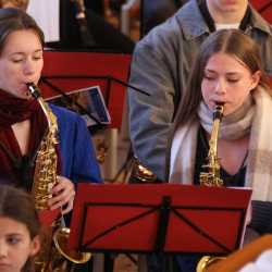 Gemeinsam im Takt: Musikwoche der Zinzendorfschulen begeistert mit ihren Ergebnissen Gemeinsam im Takt: Musikwoche der Zinzendorfschulen begeistert mit ihren Ergebnissen