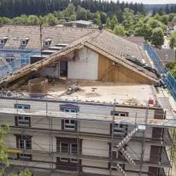 Große Lernlandschaft unter aufgestocktem Dach Große Lernlandschaft unter aufgestocktem Dach