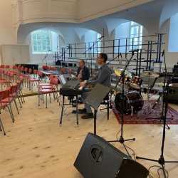 Herz und Herz vereint zusammen – Gemeinsame Musikwoche zweier Zinzendorfschulen Herz und Herz vereint zusammen – Gemeinsame Musikwoche zweier Zinzendorfschulen