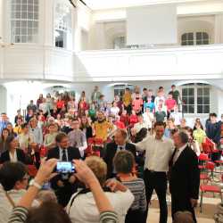 Herz und Herz vereint zusammen – Gemeinsame Musikwoche zweier Zinzendorfschulen Herz und Herz vereint zusammen – Gemeinsame Musikwoche zweier Zinzendorfschulen