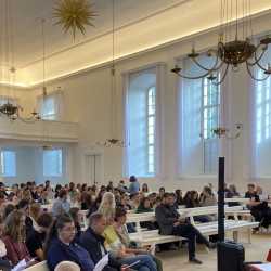 Herz und Herz vereint zusammen – Gemeinsame Musikwoche zweier Zinzendorfschulen Herz und Herz vereint zusammen – Gemeinsame Musikwoche zweier Zinzendorfschulen