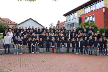 Herzlich willkommen! Herzlich willkommen!