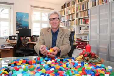 Hilfreicher Sammelwettstreit um bunte Deckel Hilfreicher Sammelwettstreit um bunte Deckel