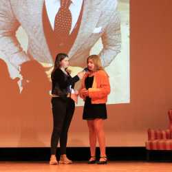 Hüte, Yachten und schnelle Autos Hüte, Yachten und schnelle Autos